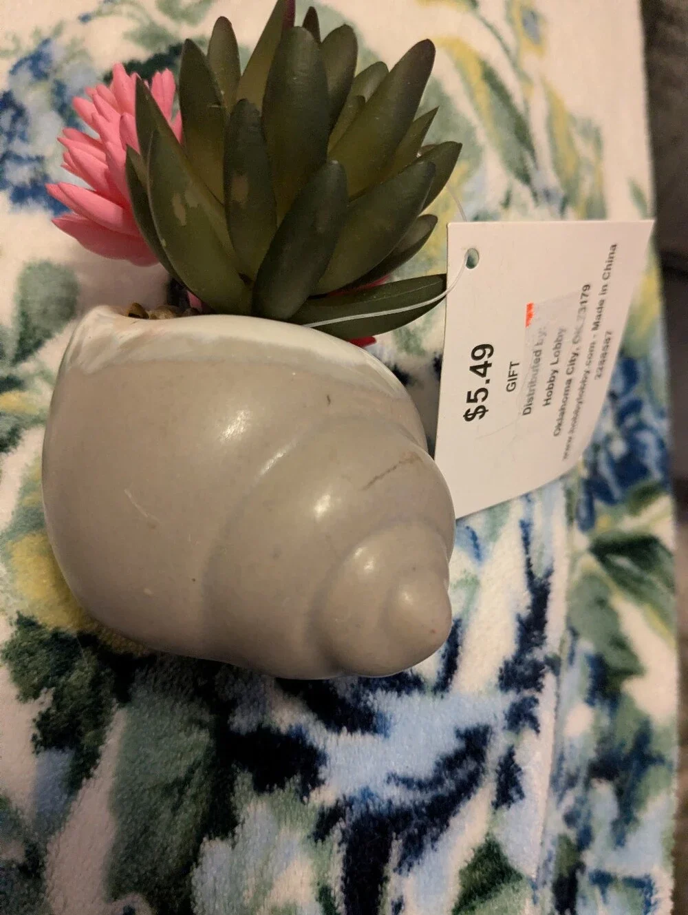 Hobby Lobby compact faux
